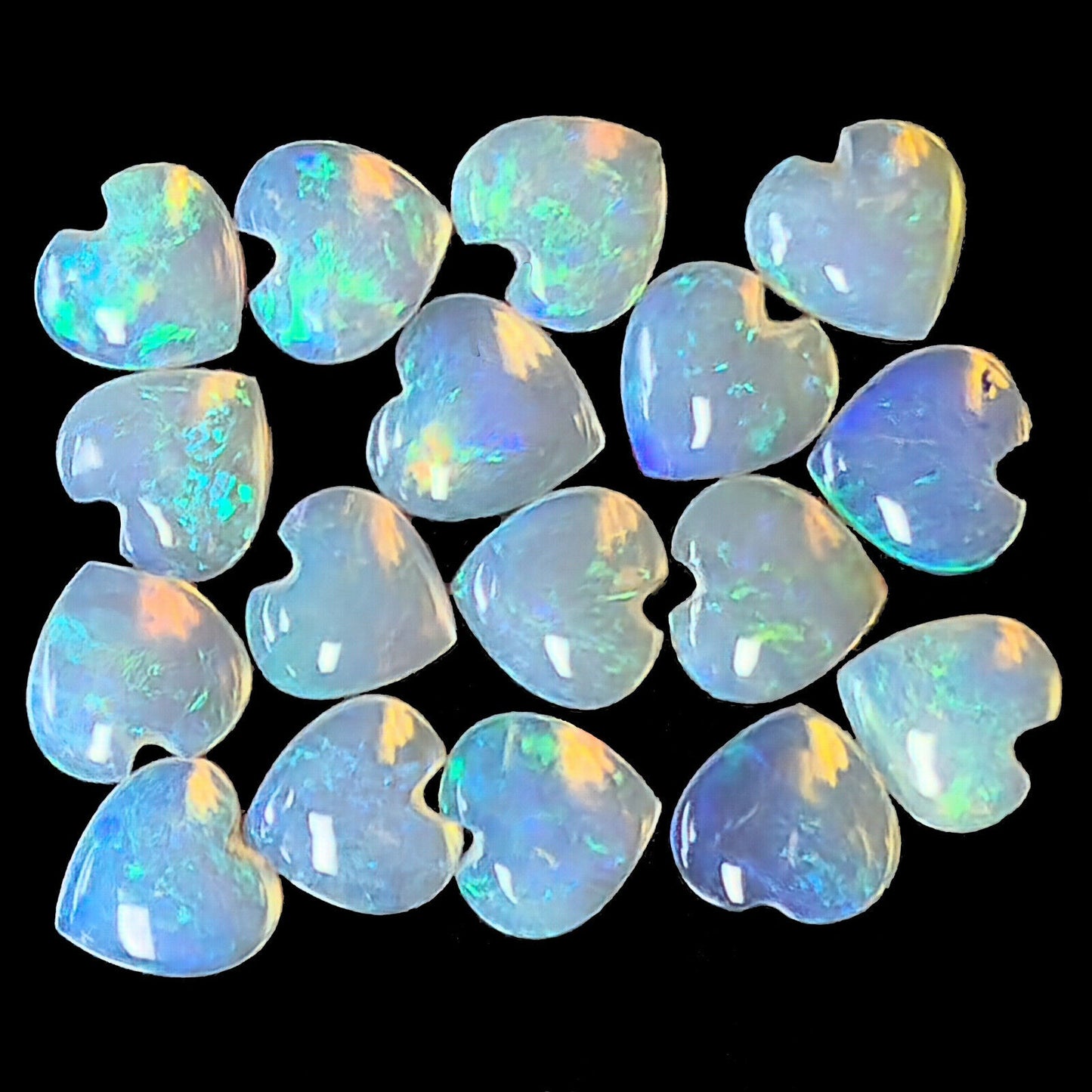 54120.0 - 17 pcs 6 mm Heart shaped Australian Blue/Green Crystal Opals 5.89 cts