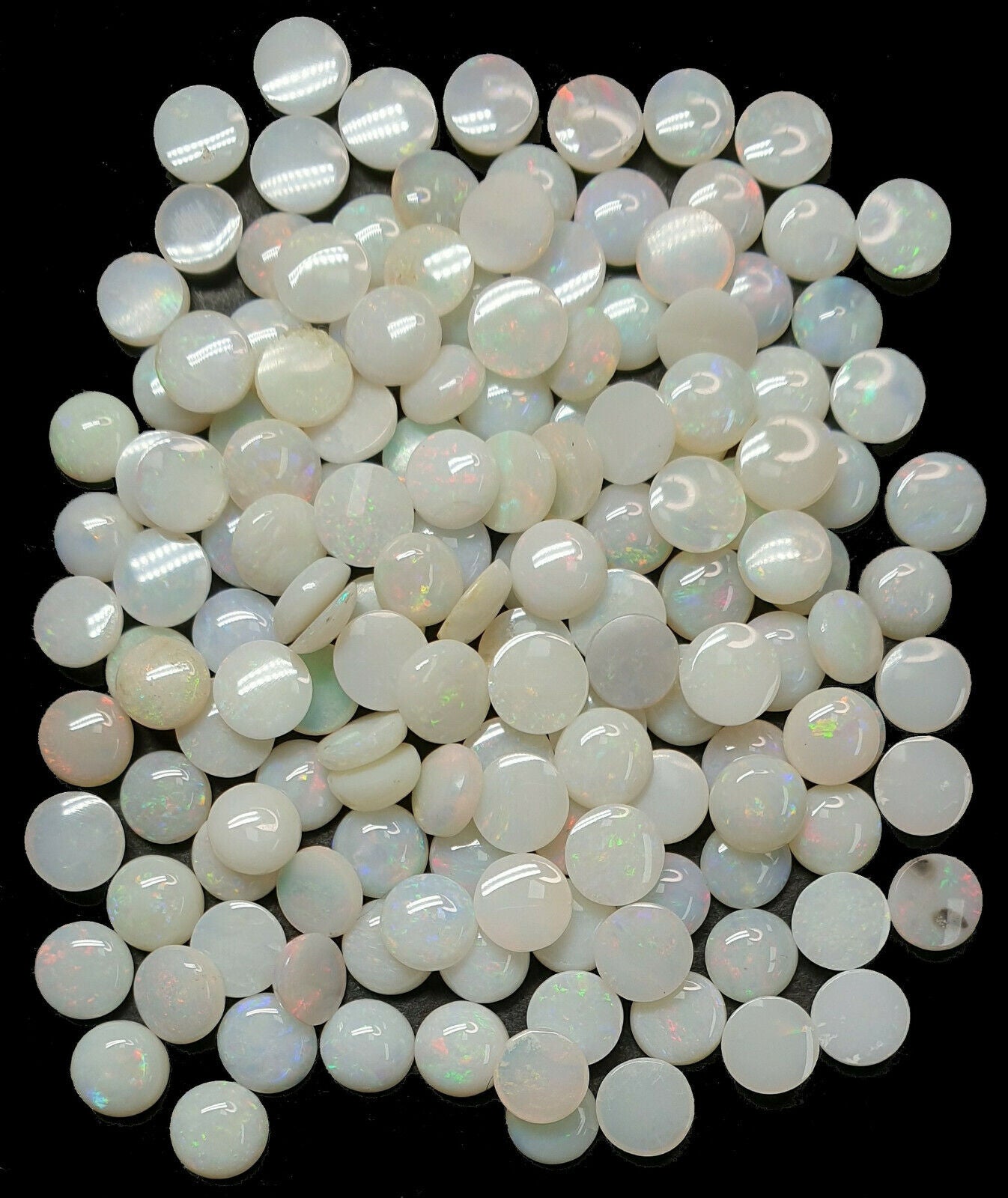 53524 - 150 Natural Earth Mined Australian 5 mm Round Coober Pedy White Opals