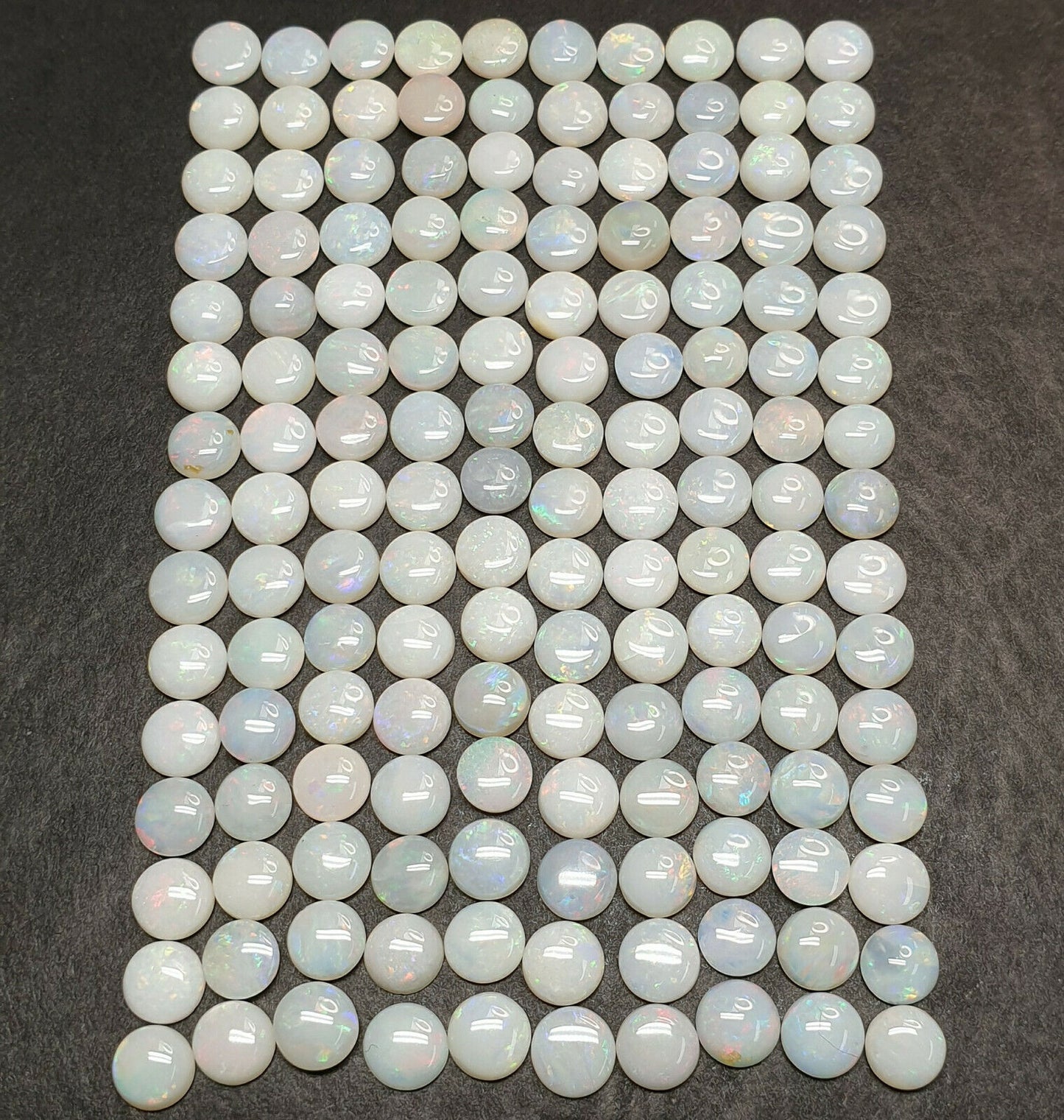 53524 - 150 Natural Earth Mined Australian 5 mm Round Coober Pedy White Opals