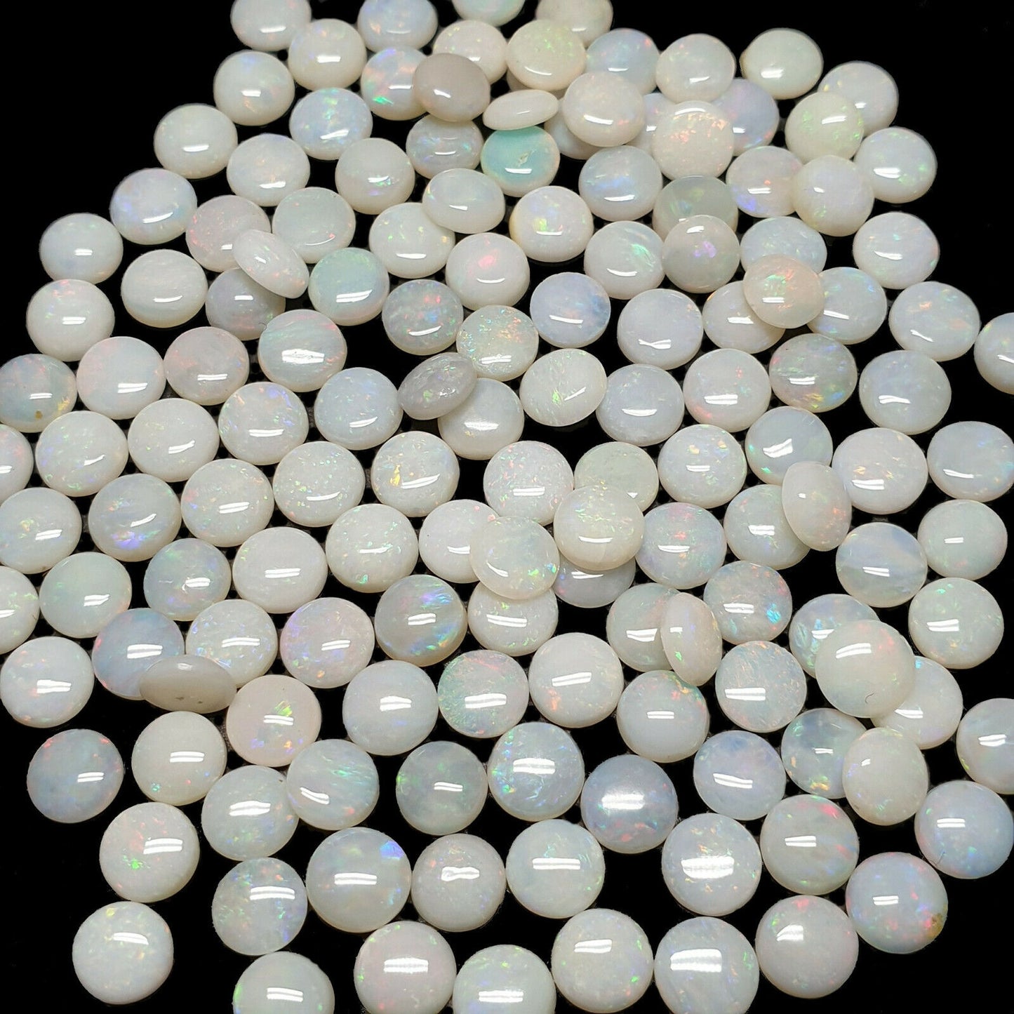 53524 - 150 Natural Earth Mined Australian 5 mm Round Coober Pedy White Opals