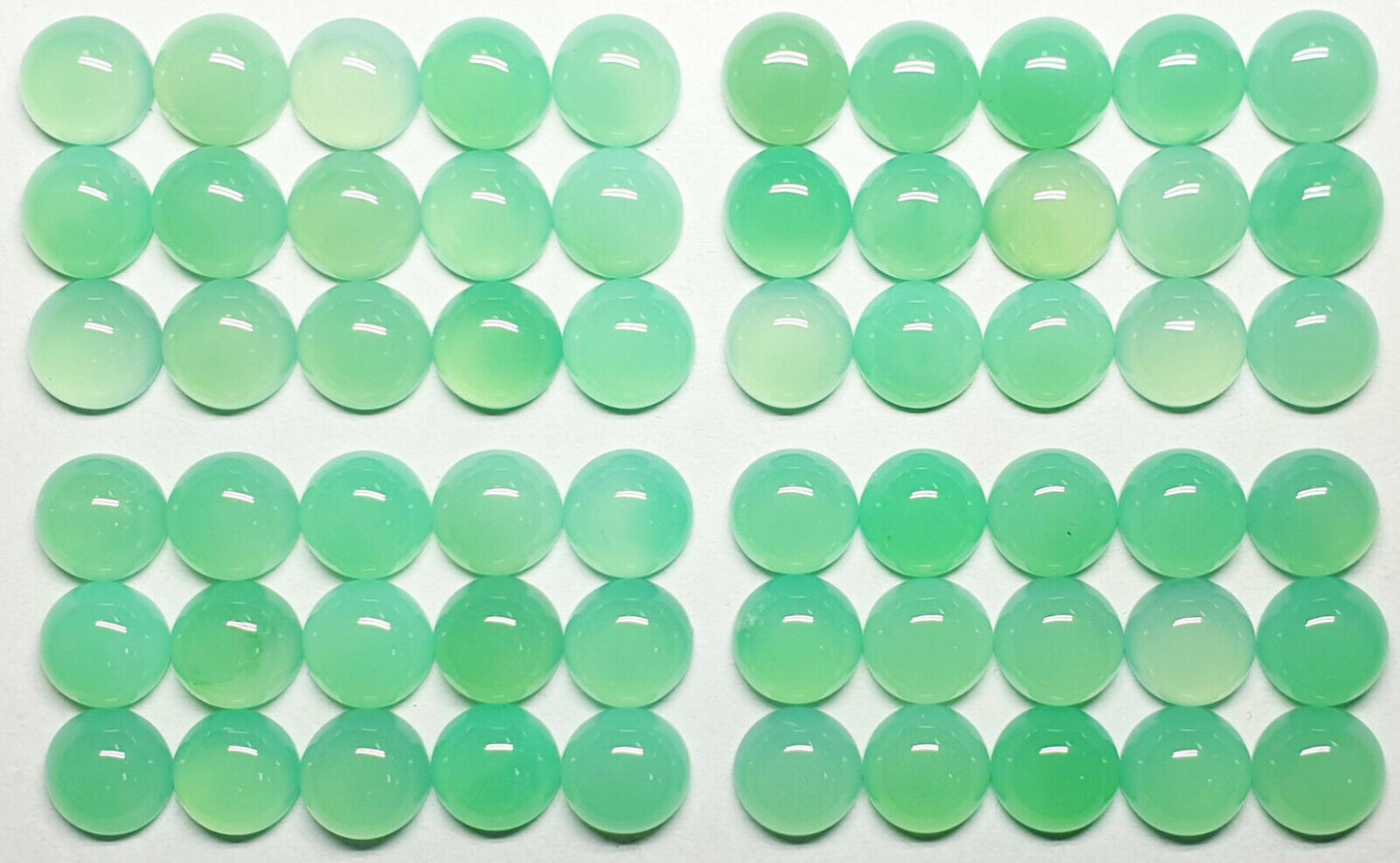 52250 - 15 Australian 8 mm Round Cut Chrysoprase in Exceptional Shade of Green