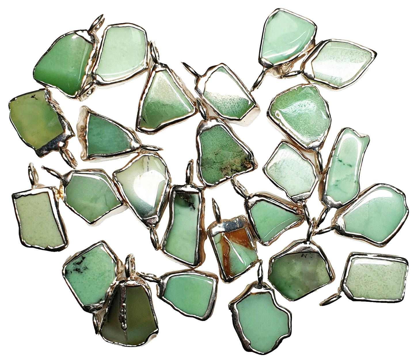 52070.4 - 25 Natural Australian Chrysoprase Gemstones Silver Pendants or Charm