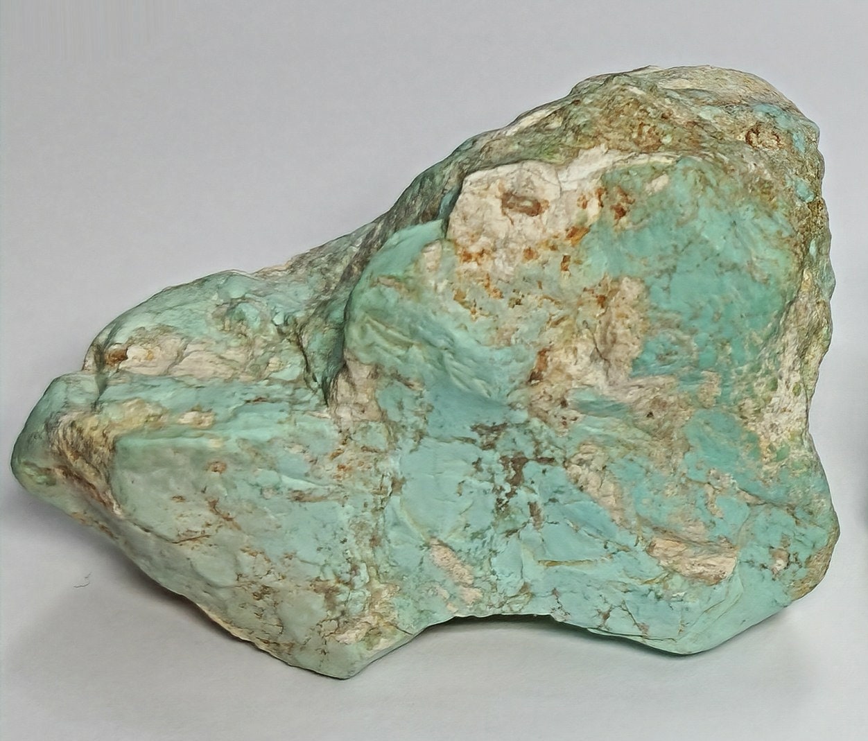 54059.2 - One piece of rough Natural Australian Turquoise Not Treated Very Rare 832 carats 165.5 Grams 70 x 50 x 50 mm Mined in early 1970's