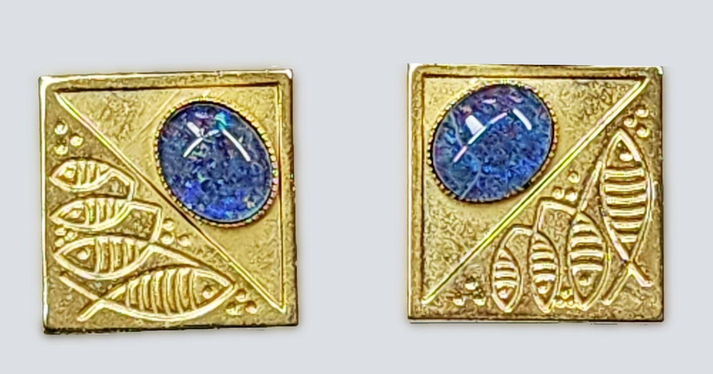 09095.0 - Gold Plated Cufflinks set with Australian 10 x 8 mm Oval Cut Opal Triplets for sale with Wholesale Quantities at Wholesale Prices