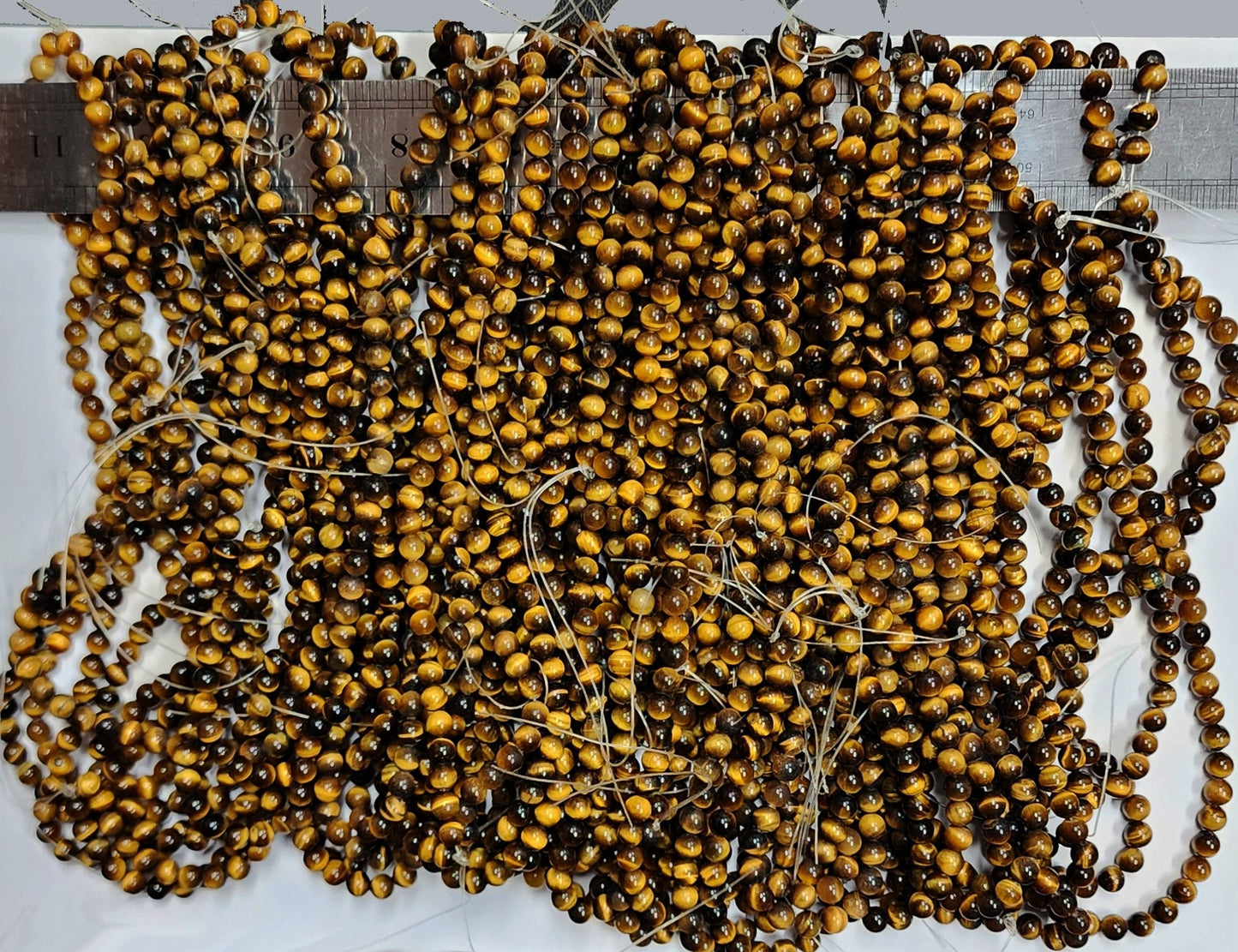 53991.0 - 40 cm Tiger's Eye Necklace 6 mm Round Beads Temporarily strung Very uniform quality Wholesale lots at reduced prices