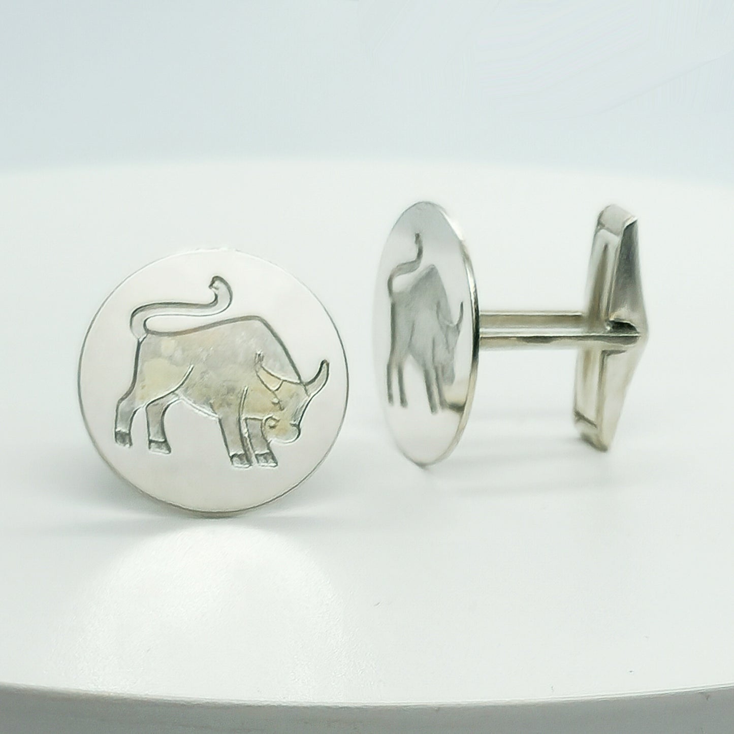 54209.0 - Sterling Silver Zodiac Cuff Links with high quality spring loaded links for firm open/close action supplied in a presentation box