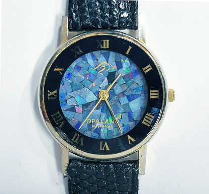 10809.0 - Gents "Eagle" Opal Watch with faceted pyramid glass