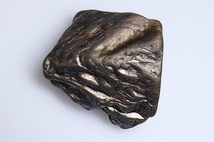 53652.0 - 6 Australian Raw Black Star Sapphires Flat ready to set into Jewellery