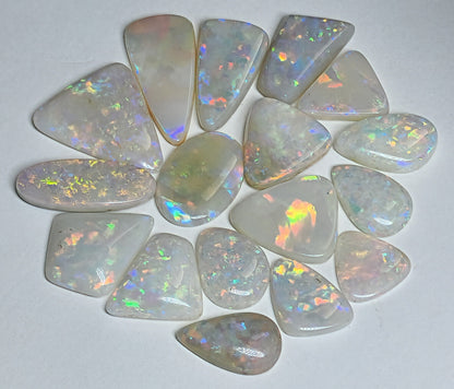 54124.0 - 17 pcs Australian Natural White Opals Mixed shapes and sizes 40.80 cts