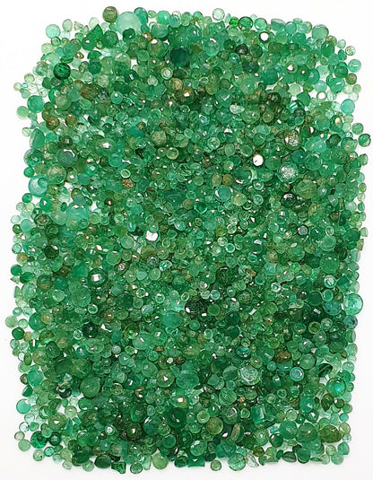 52055 - One Lot of 250 Carats Mixed Low Grade Mixed Cut Loose Colombian Emeralds