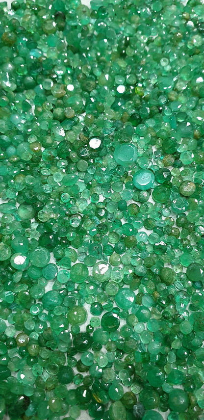 52055 - One Lot of 250 Carats Mixed Low Grade Mixed Cut Loose Colombian Emeralds