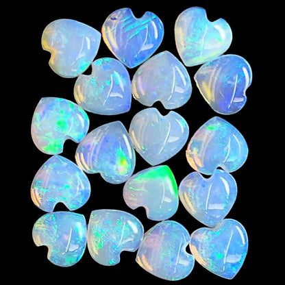 54120.0 - 17 pcs 6 mm Heart shaped Australian Blue/Green Crystal Opals 5.89 cts