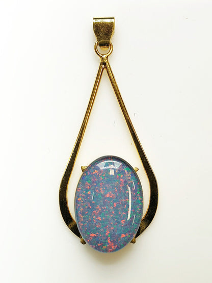 52051 - 12 Australian Gold Plated 925 Silver pendants wit 18x13 mm Opal Triplet