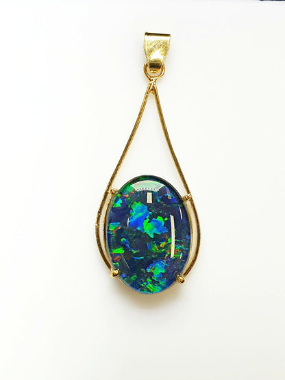 52051 - 12 Australian Gold Plated 925 Silver pendants wit 18x13 mm Opal Triplet