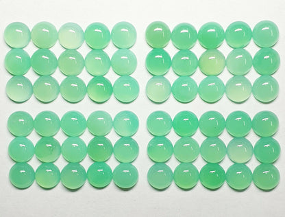 52250 -  15 Australian 8 mm Round Cut Chrysoprase in Exceptional Shade of Green