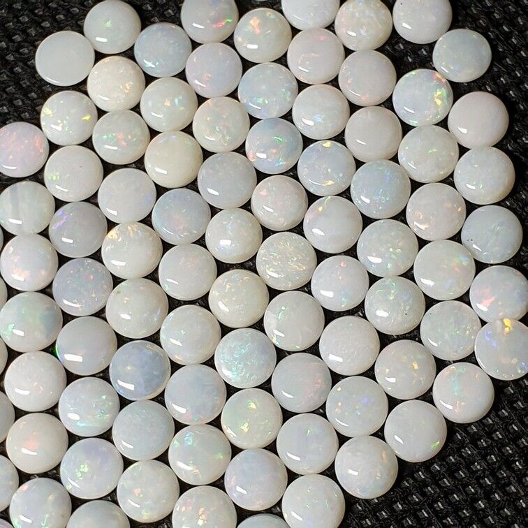 52161 -  100 pieces 5mm Round Cut Natural Australian Solid White Opal, 31 carats