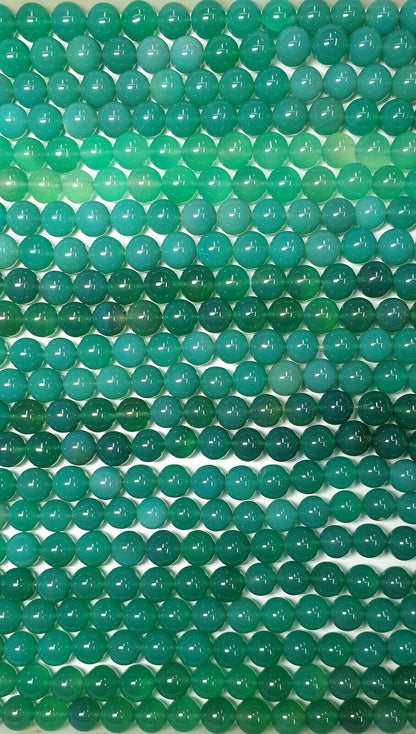 53393 -  20 Strands 7.5 - 8.5 mm Dyed Green Agate Beads Temporarily Strung 40 cm