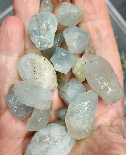 53974.0 - 1 Kg Natural Mt Surprise,Topaz for sale, Very Low Grade for practice