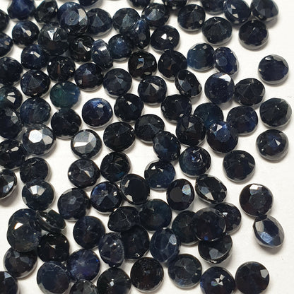 15343 - 40 Pcs Australian 4 mm Round Cut Opaque Black Sapphires Approx 17 carats