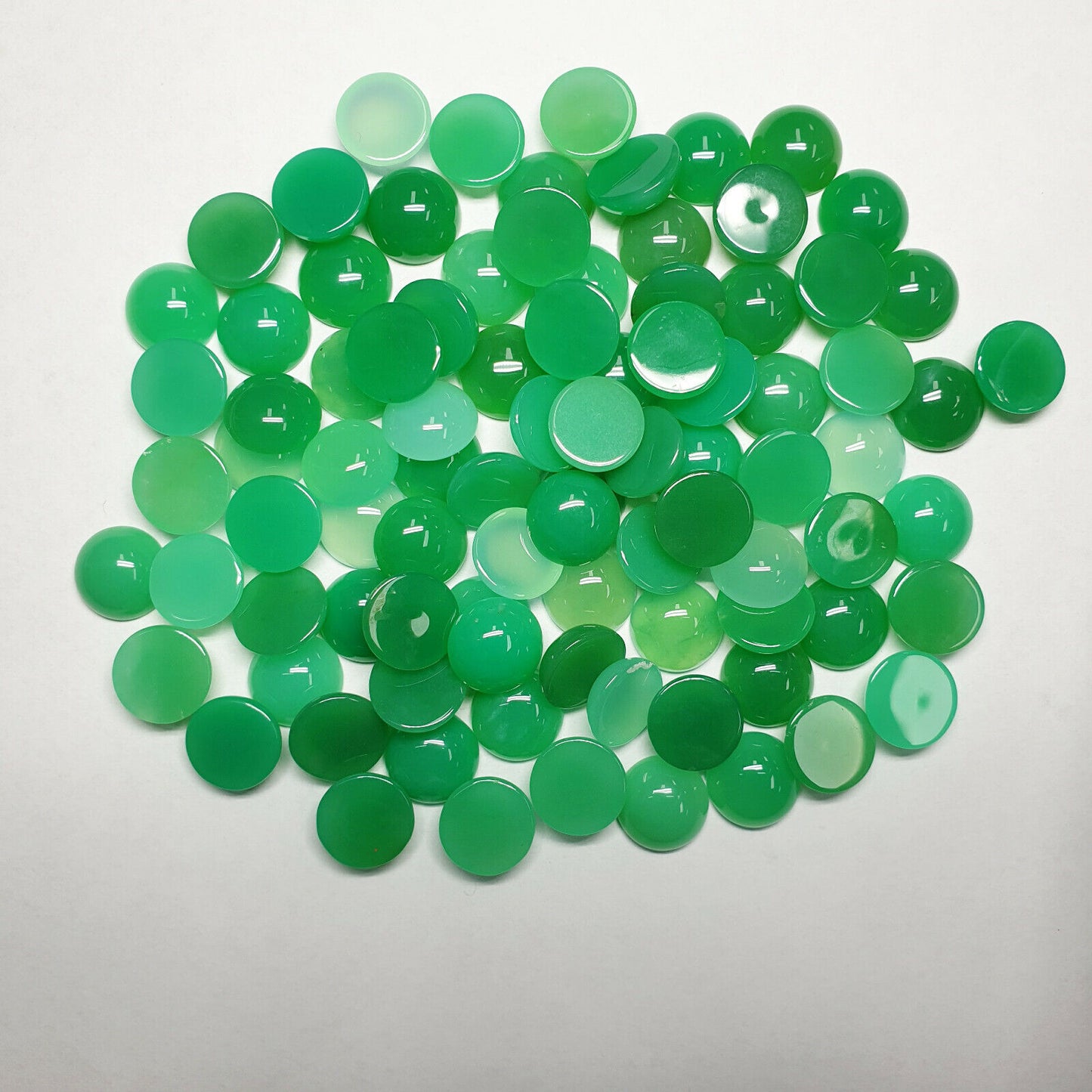 53422 -  10 Mixed Shade of Green 11 mm Round Cut Cabochon Australian Chrysoprase