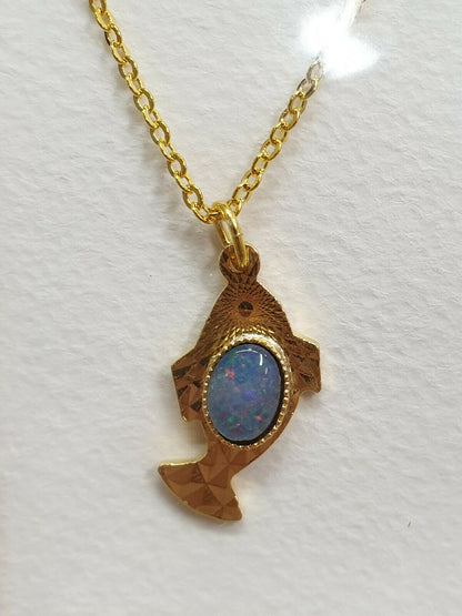 00359.2 - 100 gullbelagte opalanheng + kjede pakket i gavekort av høy kvalitet