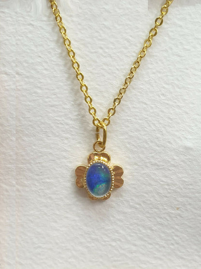 00359.1 - 20 gullbelagte opalanheng + kjeder pakket i gavekort av høy kvalitet