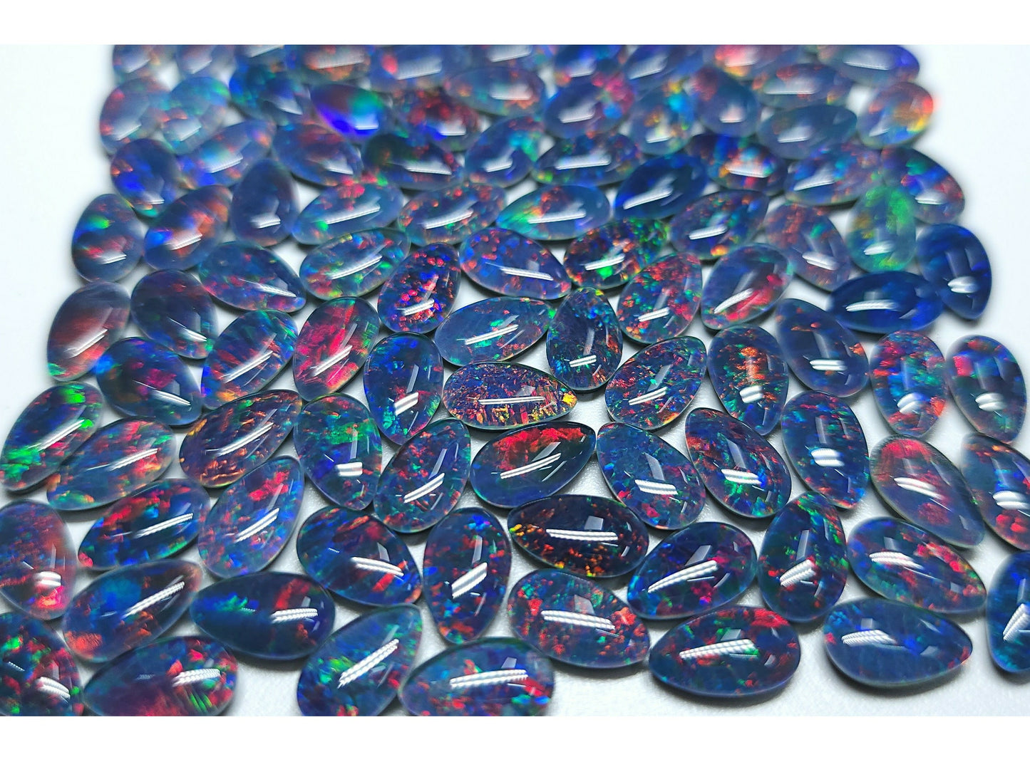 54010.0 - 10x6 mm pæreformede opaltrillinger australsk laget spesielt utvalgt for enkel matching til par for dråpeøreringer eller sett