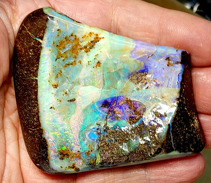 53956.0 - Large Boulder Opal with High a Thick Layer of Good Quality Opal for Office Desk Paper Weight or Belt Buckle 127gr 70x45-65x10-20mm
