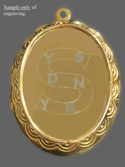 52071.0 - Large size Gold Plated Locket or Pill Box as Pendant or Keyring For photos or engraving  External; 46x32x9 mm Internal; 32x23x7 mm
