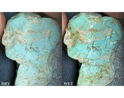 54059.2 - One piece of rough Natural Australian Turquoise Not Treated Very Rare 832 carats 165.5 Grams 70 x 50 x 50 mm Mined in early 1970's