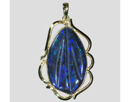 02571.0 - UNIQUE HANDMADE 14 Kt Yellow Gold Pendant 40 x 25 mm Set with 11.70 carats Carved Treated Opal Matrix from Andamooka Australia