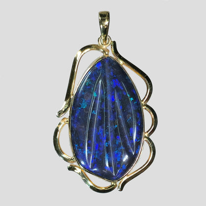 02571.0 - UNIQUE HANDMADE 14 Kt Yellow Gold Pendant 40 x 25 mm Set with 11.70 carats Carved Treated Opal Matrix from Andamooka Australia