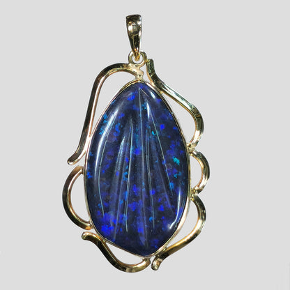 02571.0 - UNIQUE HANDMADE 14 Kt Yellow Gold Pendant 40 x 25 mm Set with 11.70 carats Carved Treated Opal Matrix from Andamooka Australia