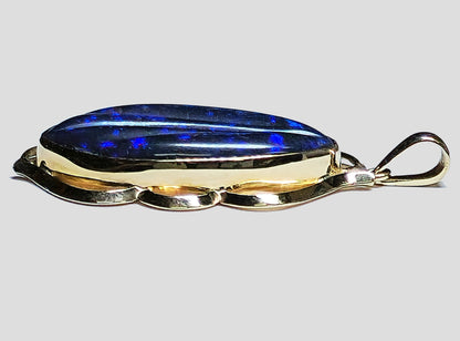 02571.0 - UNIQUE HANDMADE 14 Kt Yellow Gold Pendant 40 x 25 mm Set with 11.70 carats Carved Treated Opal Matrix from Andamooka Australia