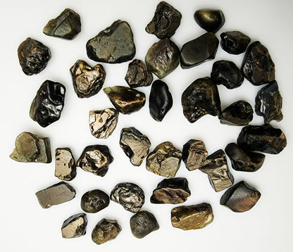 52283.0 - 37 Pieces 100 Carats Australian Rough (Star) Sapphires with Craggy or Smooth Shiny Reflecting Faces Ideal for Setting into Rings