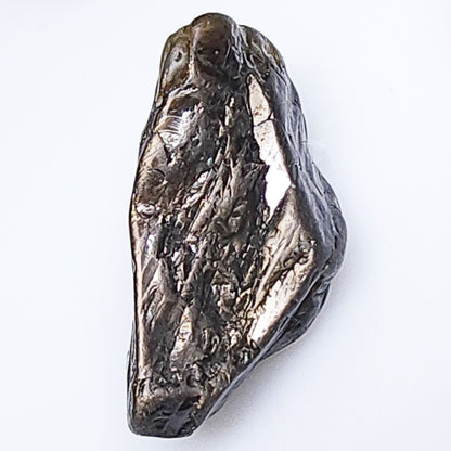 53653.0 - One lot of 5 Large Pieces of Australian Rough Uncut Black Star Sapphires Average Weight is 19 Carats Total Weight is 94.5 Carats