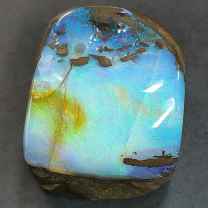 54080.0 - Highly Polished Australian Queensland Boulder Opal, Use as Picture stone Specimen or Ornamental piece 27x27xH:20mm 29gr 162 carats