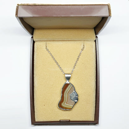 53605.2 – ONE Australian Made "SilverForm" Pendant with Agate from Agate Creek Qld set in PURE Silver + Complimentary Box and Plated Chain