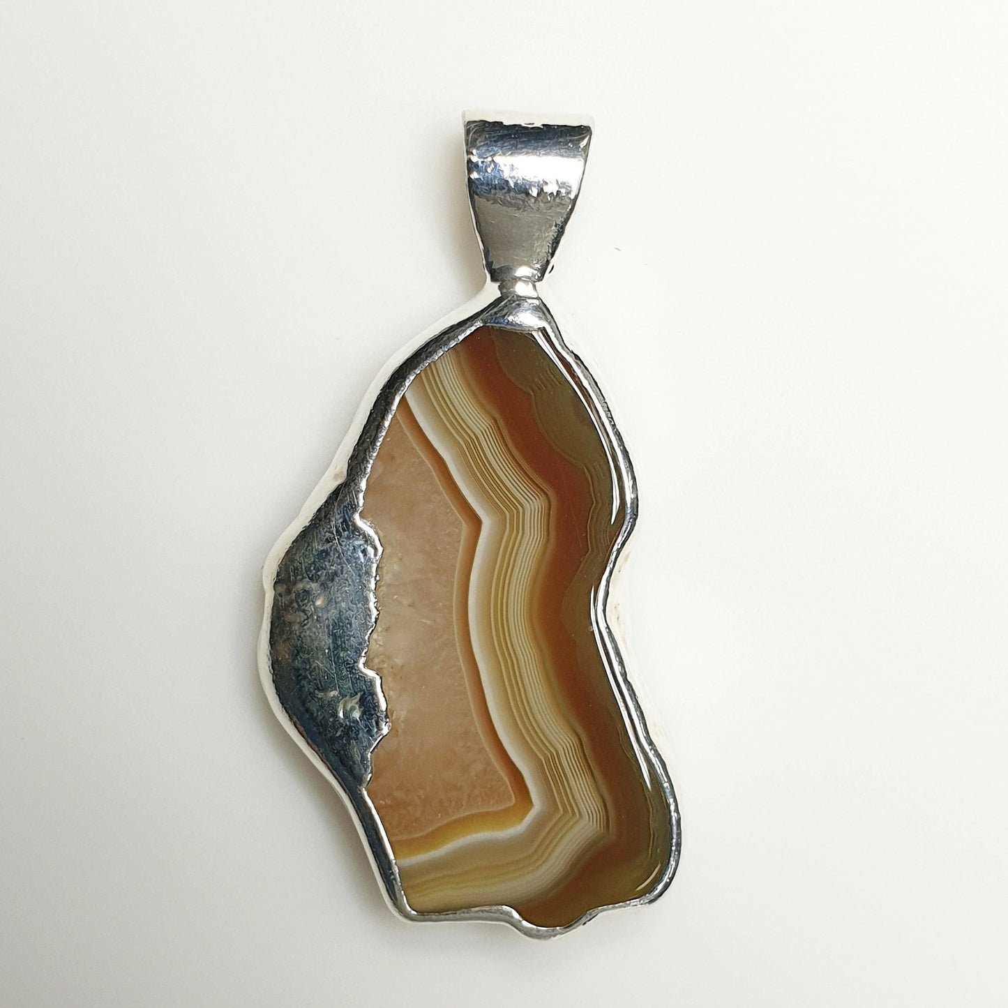 53605.2 – ONE Australian Made "SilverForm" Pendant with Agate from Agate Creek Qld set in PURE Silver + Complimentary Box and Plated Chain
