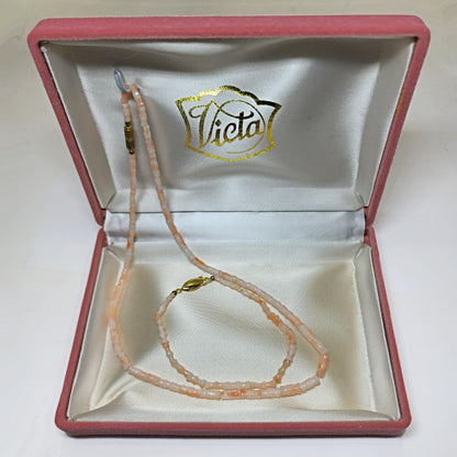 54197.0 - 42 cm Pink Taiwanese Natural Coral necklace and matching bamboo designed 19cm bracelet in presentation box harvested from the sea 1970-1980