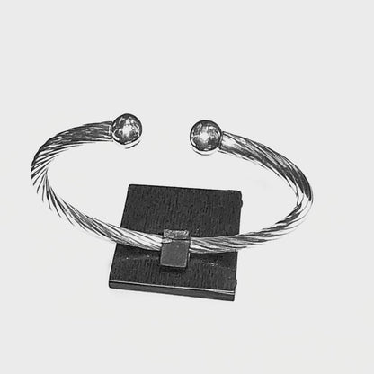 11912.0 - Sterling Silver 4.4 mm Round Tube Hinged Bangle with Safety Chain 65 mm Internal Diameter when closed About 15 grams