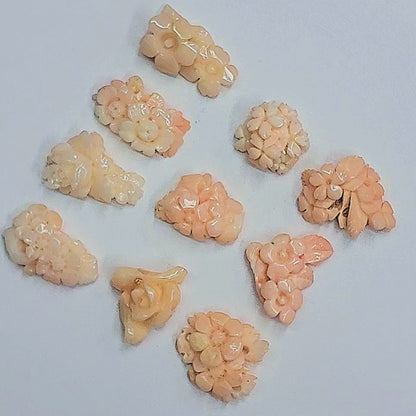 54159.0 - One lot of 10 Taiwanese Coral carvings 91.13 carats About 20 mm long