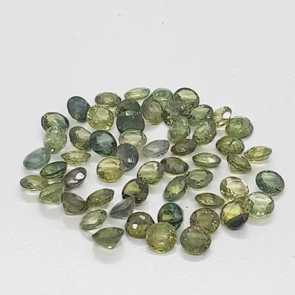 52271 - 54Pcs 15.15 Cts 3.8-3.9 mm Round Cut Mix Low Grade Australian Sapphires